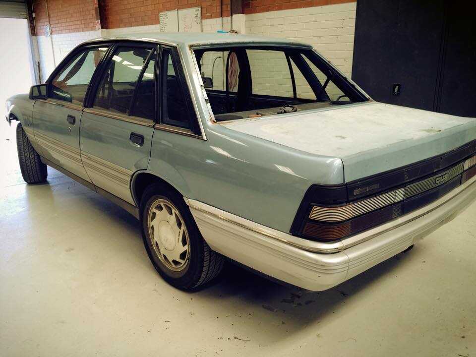 Holden Commodore (VL)